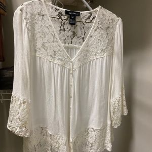 Karen Kane Lace  button front top XS